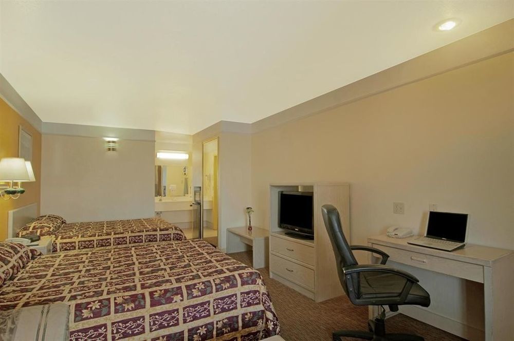 Texas Inn & Suites Pharr/San Juan Chambre photo