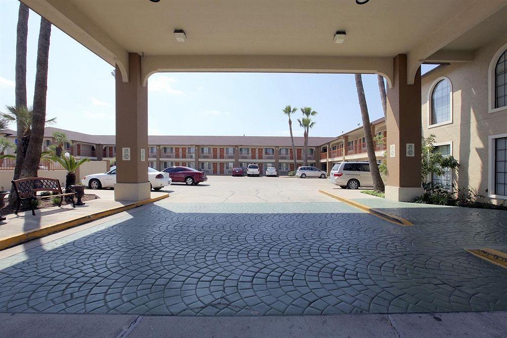 Texas Inn & Suites Pharr/San Juan Extérieur photo