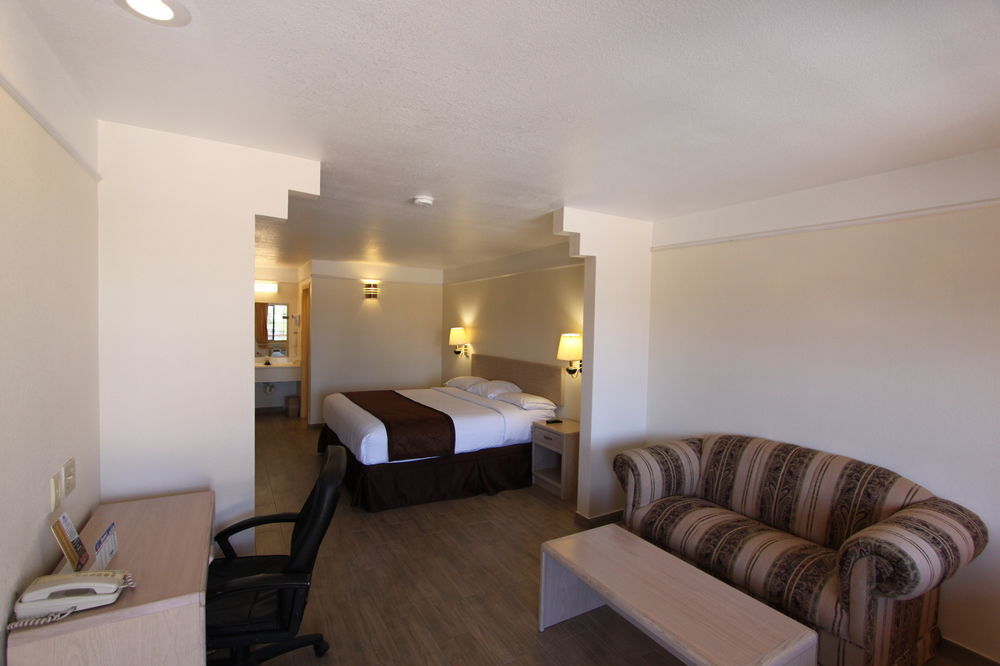 Texas Inn & Suites Pharr/San Juan Extérieur photo