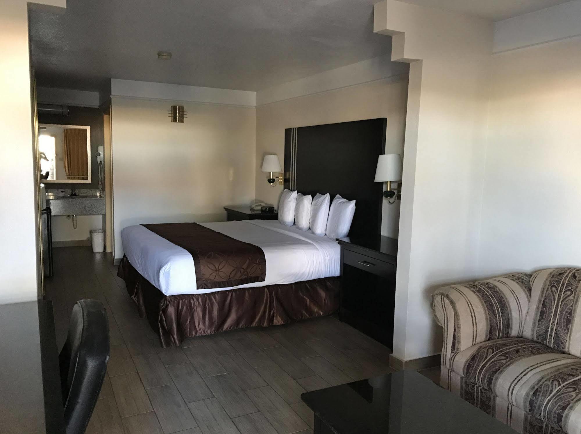 Texas Inn & Suites Pharr/San Juan Extérieur photo