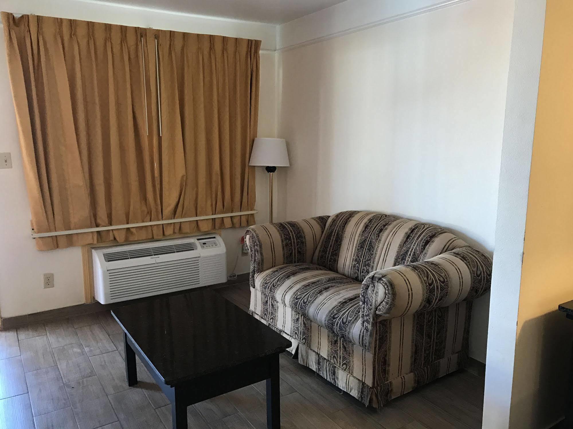 Texas Inn & Suites Pharr/San Juan Extérieur photo