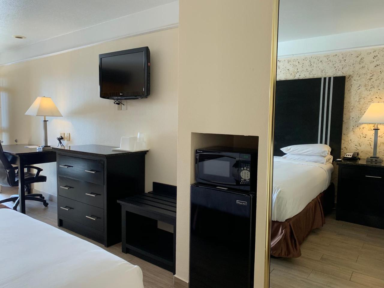 Texas Inn & Suites Pharr/San Juan Extérieur photo